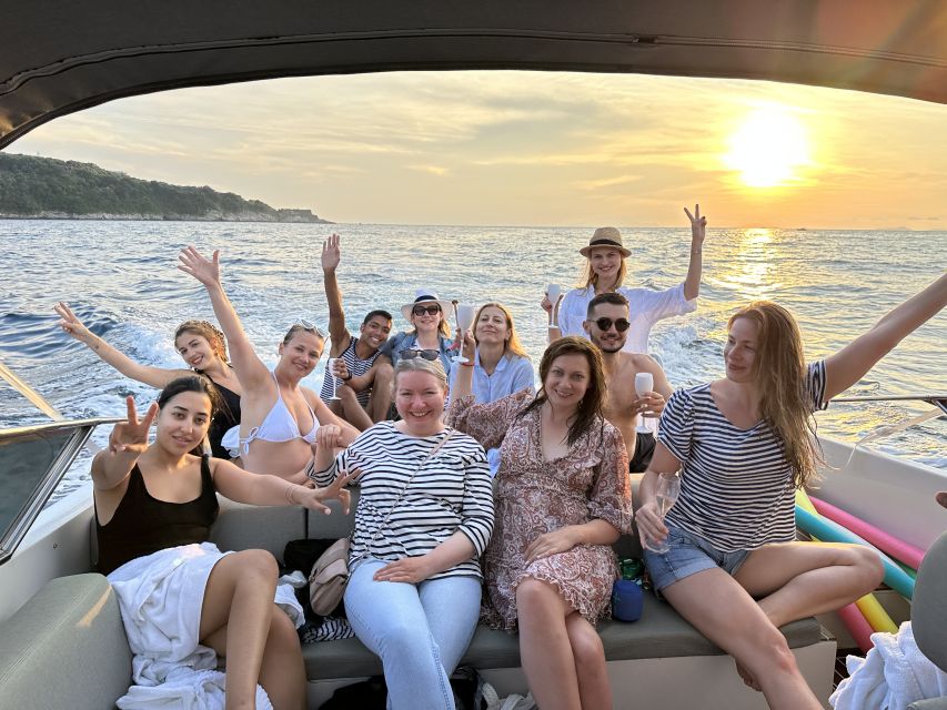 Sorrento: Scenic Boat Tour with Aperitif - Starting at Marina Piccola in Sorrento