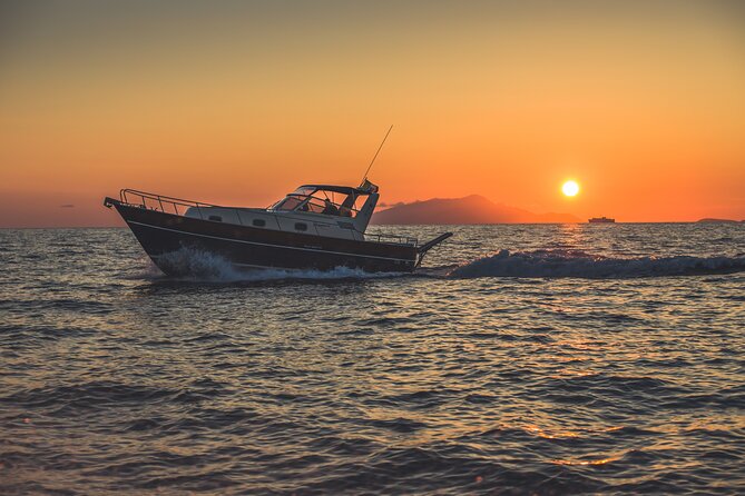 Sorrento Sunset Aperitif Cruise: Sip, Sail & Soak in the Views - What the aperitif includes, and what it may not