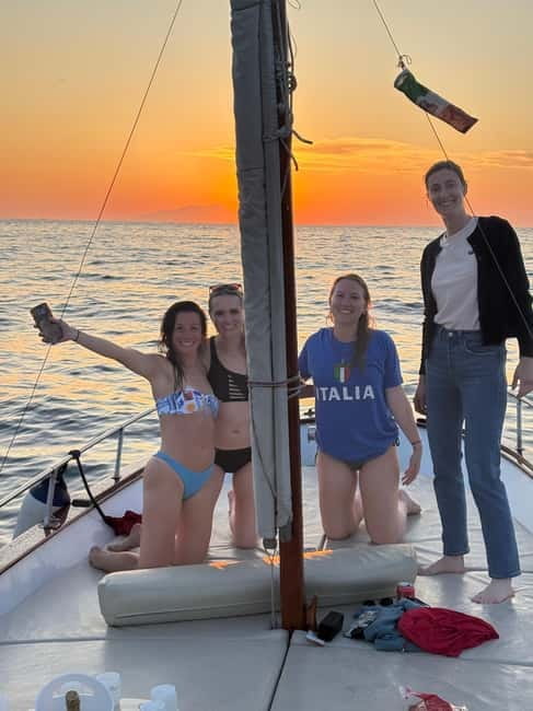 Sorrento Sunset Cruise with Aperitif on Board - Queen Giovanna’s Pool and a Roman Villa