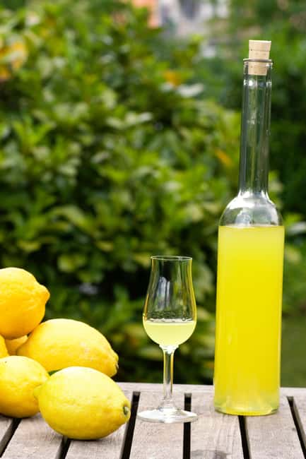 SORRENTO: Sunset Limoncello Making After-Dinner Experience - Useful things to bring and know