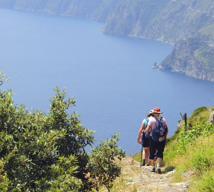 Sorrento: The Path of the Gods Hike - Why this mountain path is worth your time