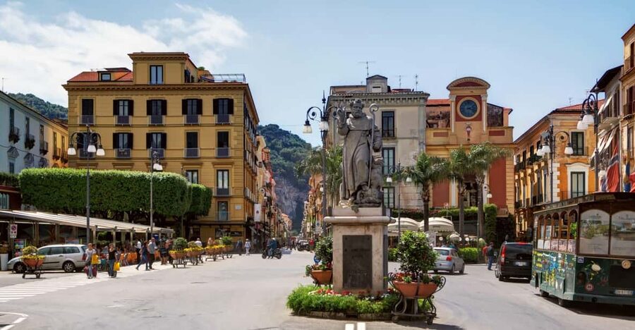 Sorrento through the eyes of a local - The Pity Road and Sorrento inlay