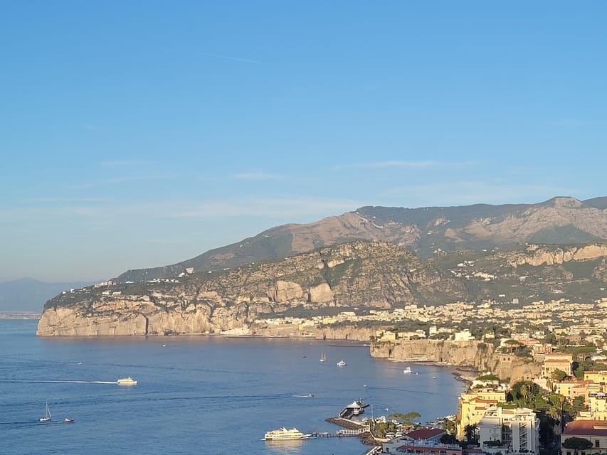 Sorrento through the eyes of a local - Piazza della Vittoria and the coast from above