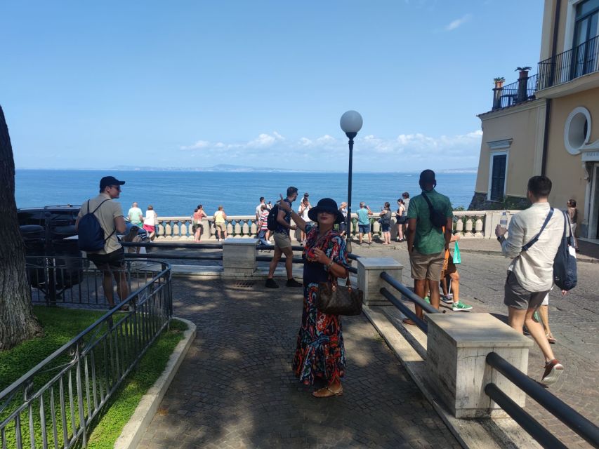 Sorrento: walking in the Grand Tour with stunning landscapes - Quiet moments at the San Francesco cloister