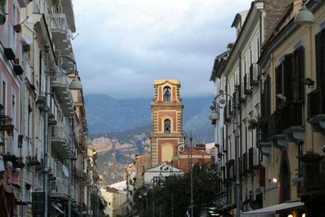 Sorrento Walking Tour & Limoncello Tasting - How hard is the walk?