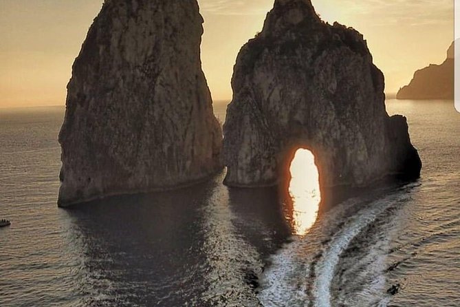 Special Blue Grotto & Capri Island departure DA Sorrento - What this Sorrento to Capri boat trip really offers