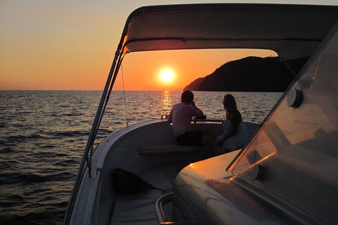 Sunset boat tour of the Amalfi Coast - Conca dei Marini and the Emerald Grotto swim