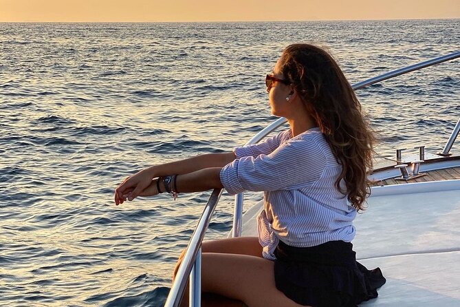 Sunset tour by private boat - White Grotto and the Natural Arch