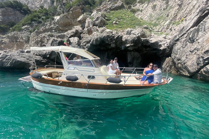 Three Hour Private Guided Tour of Capri with a luxury Gozzo cabin cruiser - What the Luxury Gozzo Adds