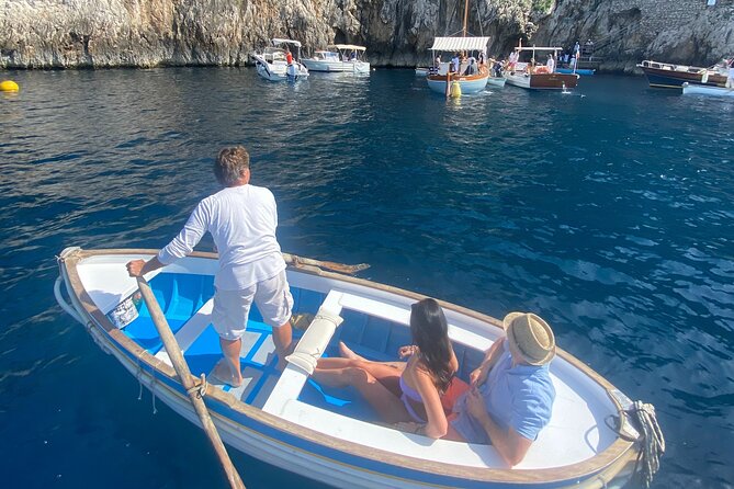 Tour Privato di Capri in Barca - Swimming at Bagni della Regina Giovanna