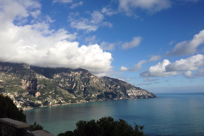 Transfer from Positano to Naples - Drivers who add value to a basic transfer