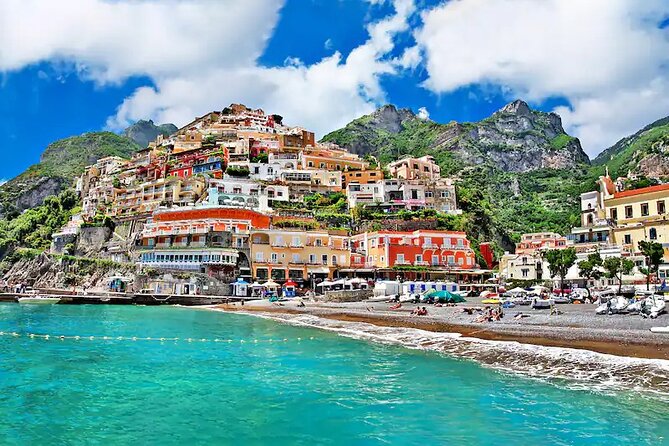 transfer from Sorrento to Naples with a 2 hour stop in Pompeii - The guide choice: independent visit or €150 addition