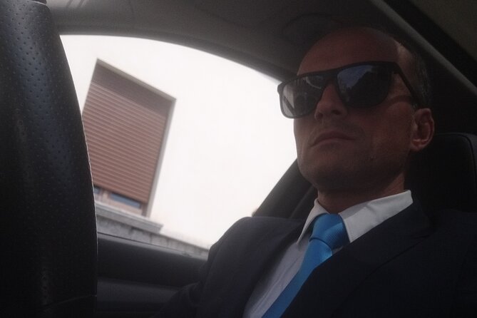 Transfer private from Positano to Naples or viceversa - Domenico and the human side of the service