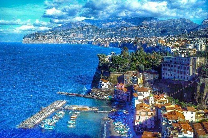 Transfers From Naples Airport Or Train Station To Sorrento - A two-hour ride across the Gulf of Naples