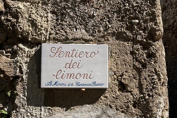 Walking tour from Minori to Maiori along the Path of the Lemons - Walking the Path of the Lemons Between Minori and Maiori