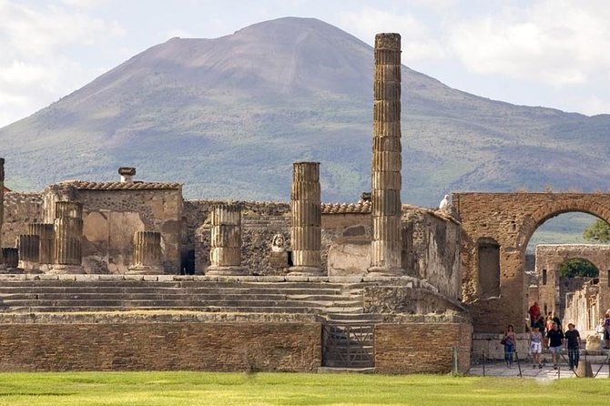 Wine Tour + Pompeii - Why Pompeii and wine belong in the same day